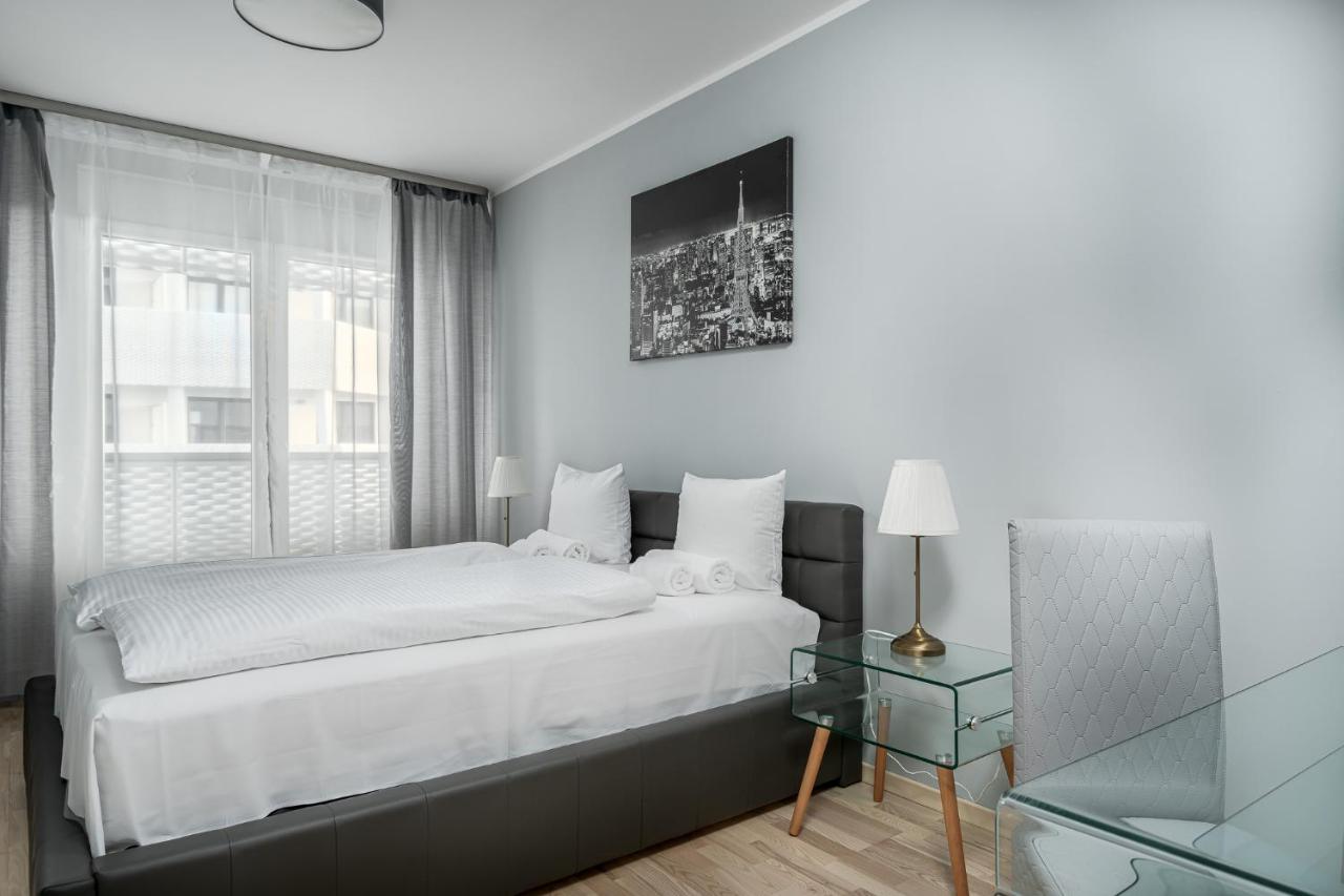 Rentplanet - Apartamenty Atal Tower Wrocław Kültér fotó
