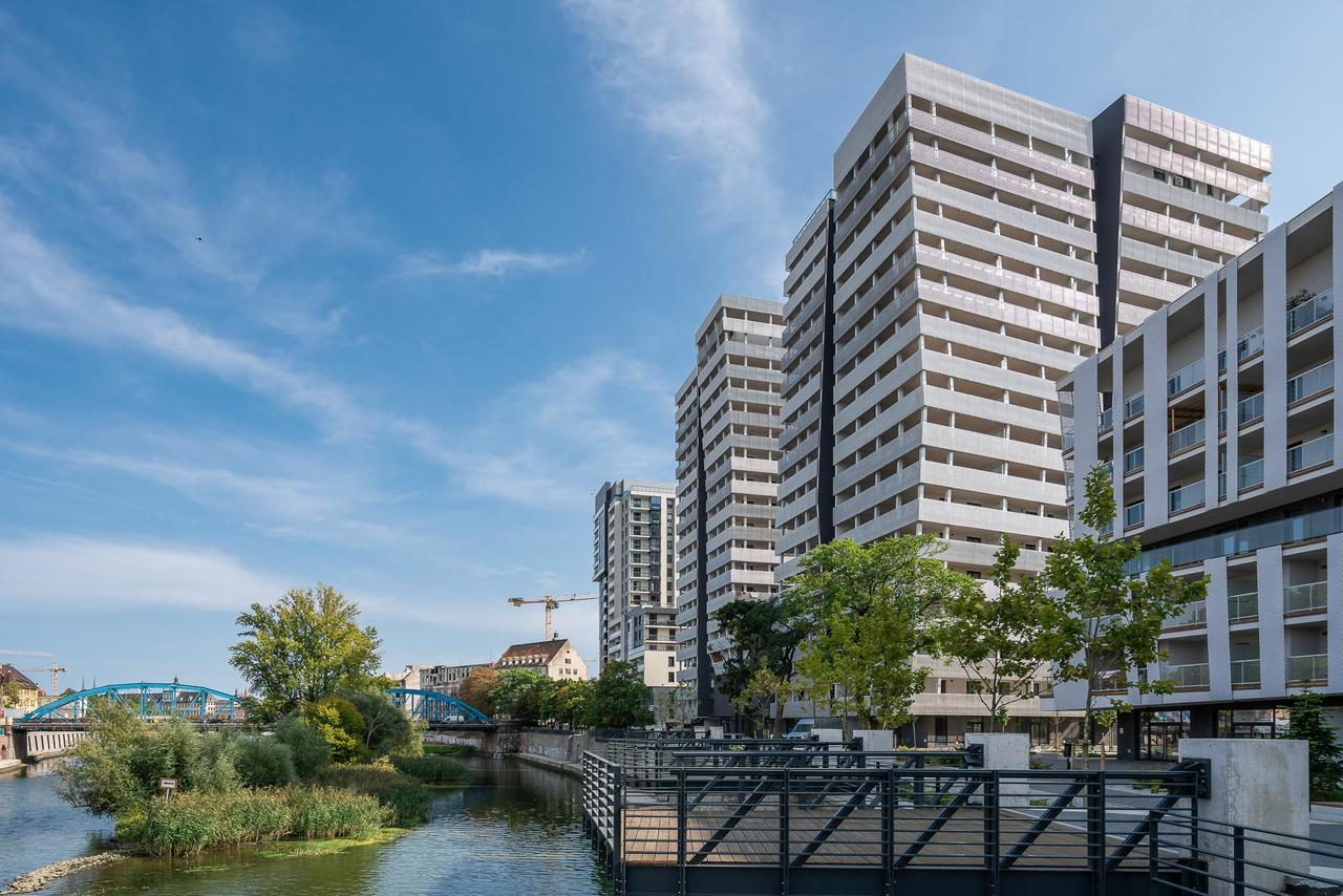 Rentplanet - Apartamenty Atal Tower Wrocław Kültér fotó